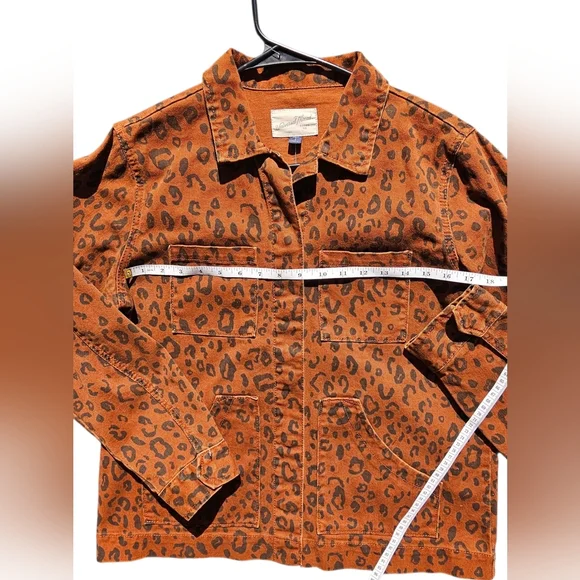 Universal Thread Orange Leopard Print Jean Jacket - Picture 4 of 7